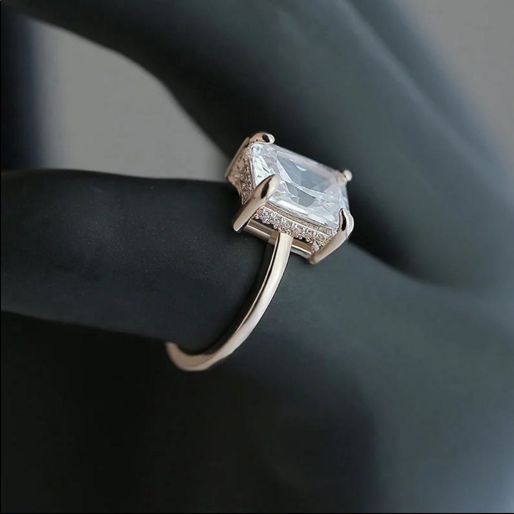 New Women’s Rose Gold Diamond Square Cut Ring - Picture 4 of 5